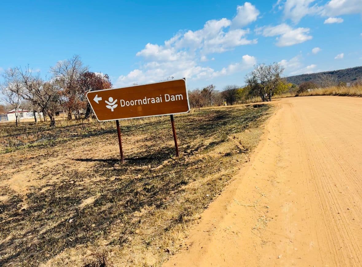 Doorndraai Entrance & Road Sign